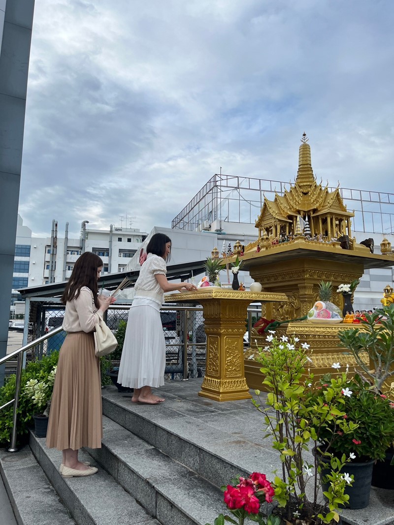 Company received mercy Chan Chan Han